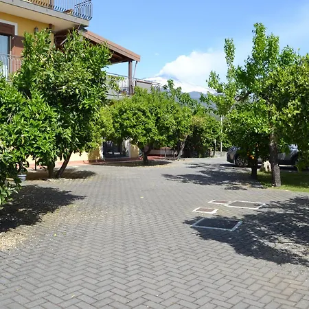 Casa Rudom Aci SantʼAntonio